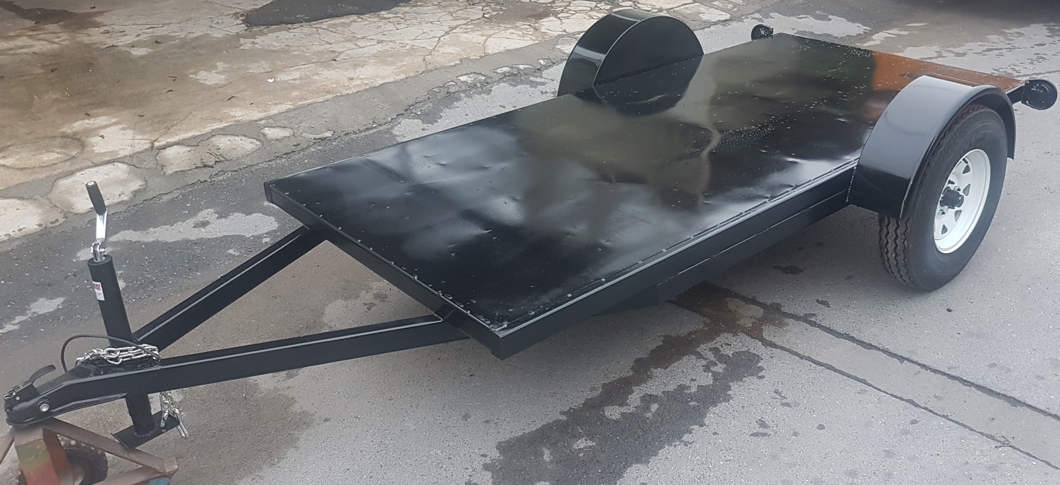 Remolque cama baja  1500 kg Vista 2