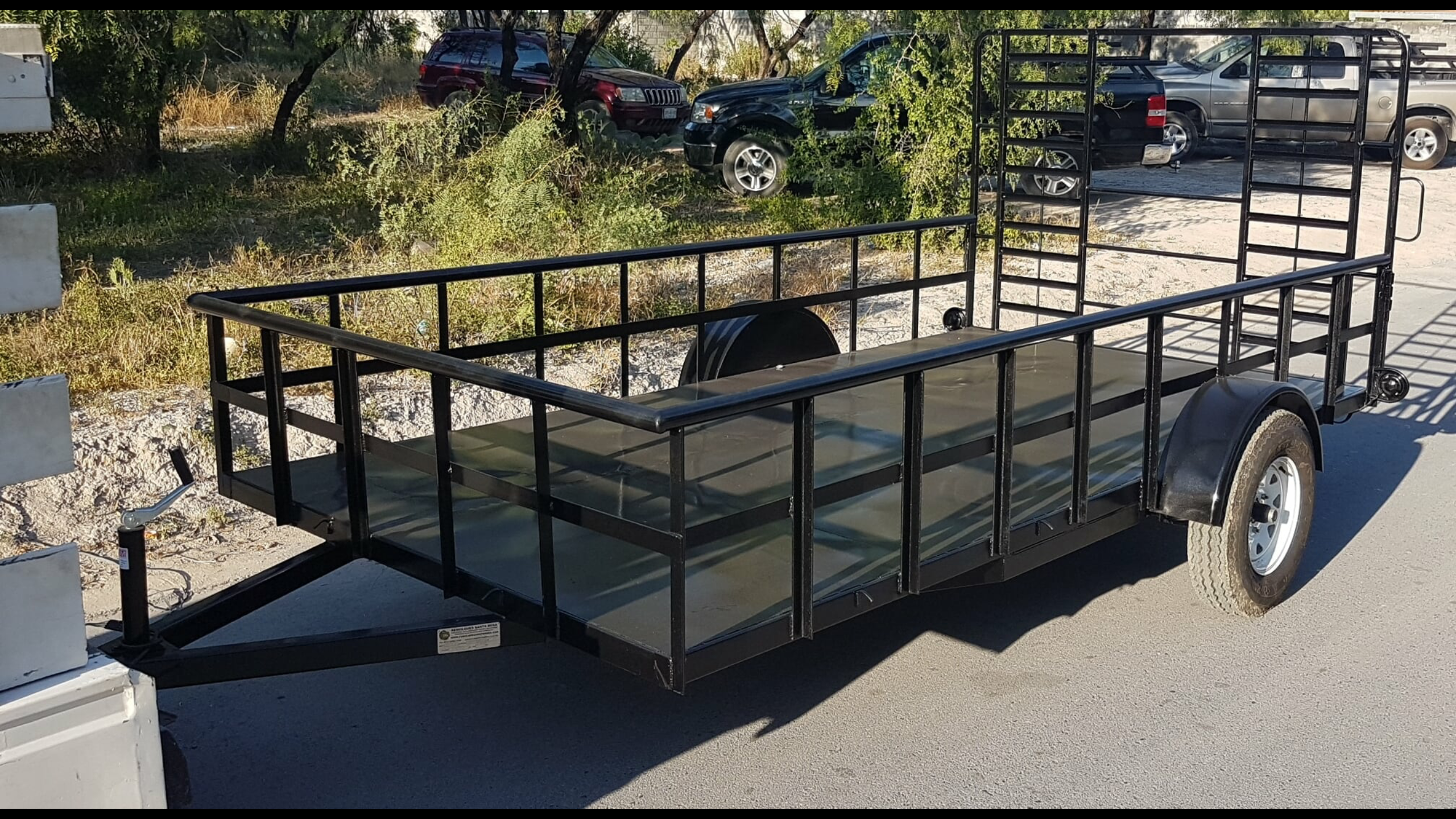 Remolque cama baja  1500 kg Vista 3